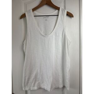 Universal Thread Women's White Tank Top Scoop Neck Sleeveless Size L